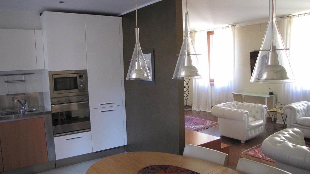 Appartamento "Domus Coeli" Verona Ruang foto