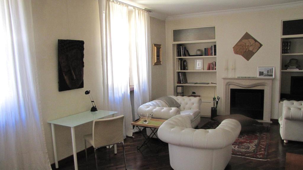 Appartamento "Domus Coeli" Verona Ruang foto