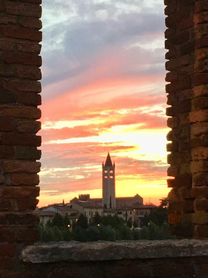 Appartamento "Domus Coeli" Verona Bagian luar foto